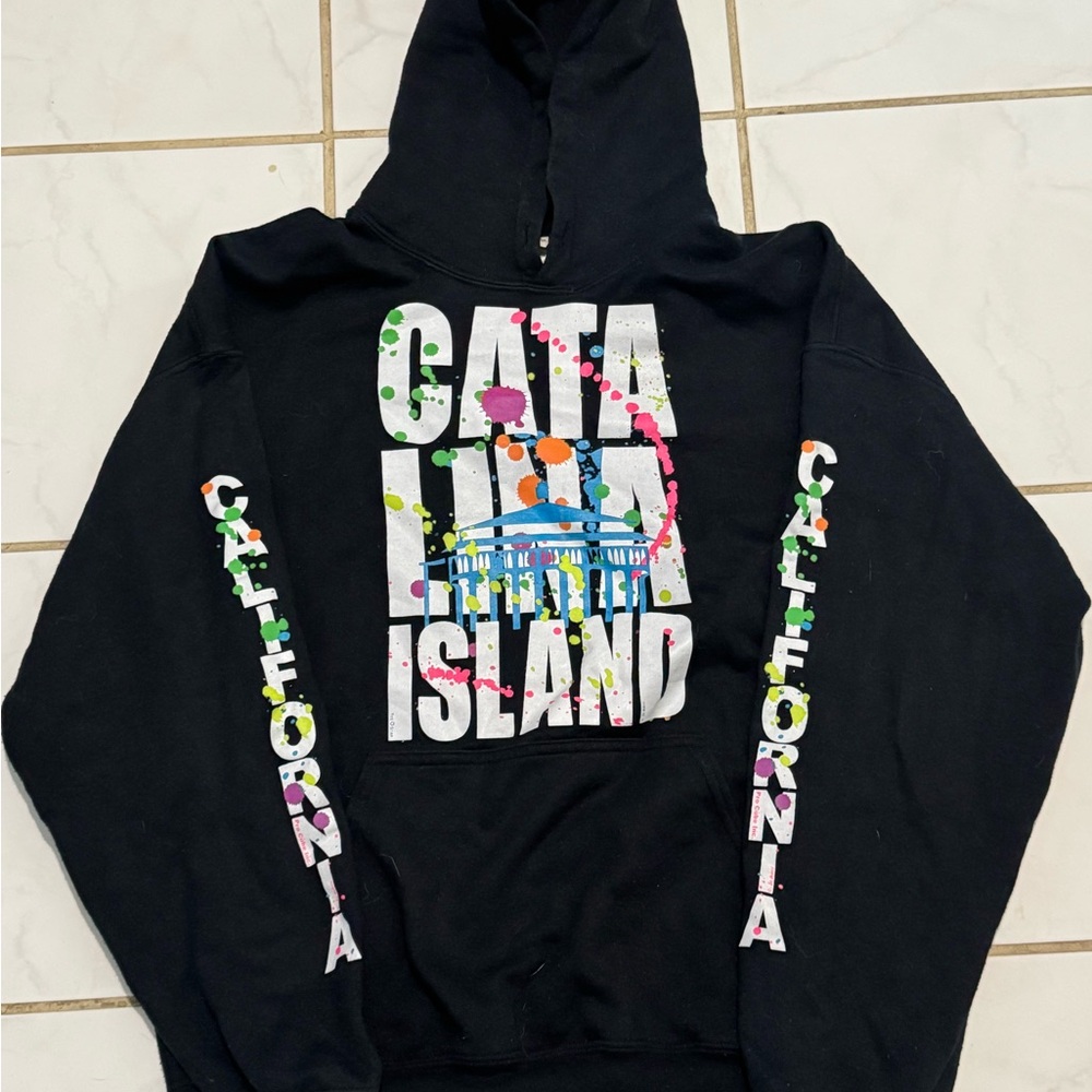 Bundle of 2- Catalina Island Hoodies

Black Hoodie- L

Pink Hoodie- M